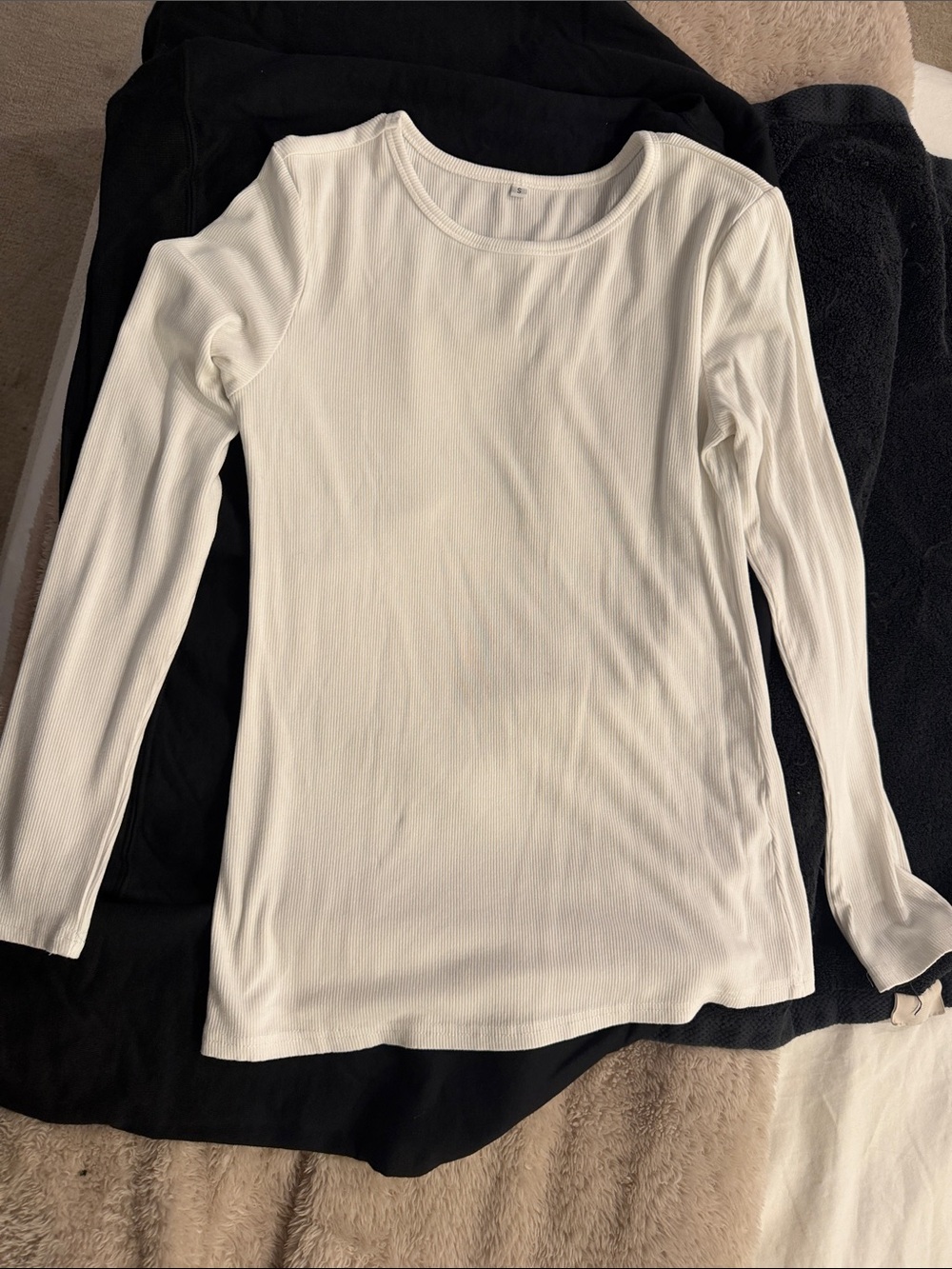 Women's Long Sleeve Ribbed Crew Neck Top - White